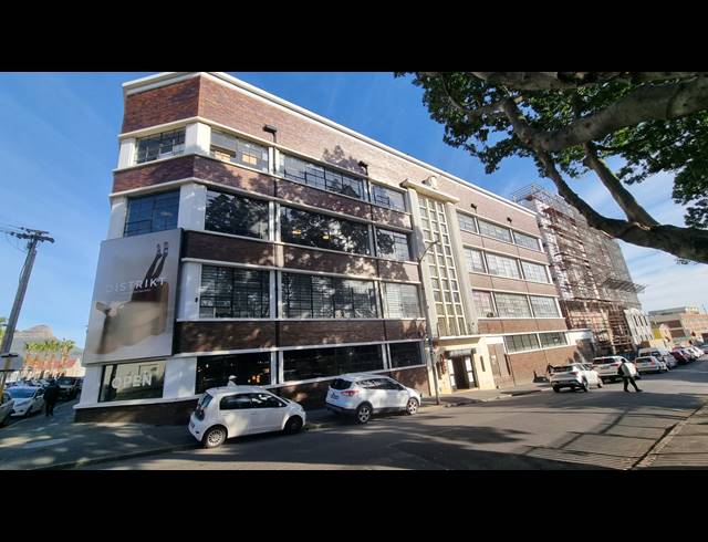 506M² BUSINESS TO LET IN WOODSTOCK